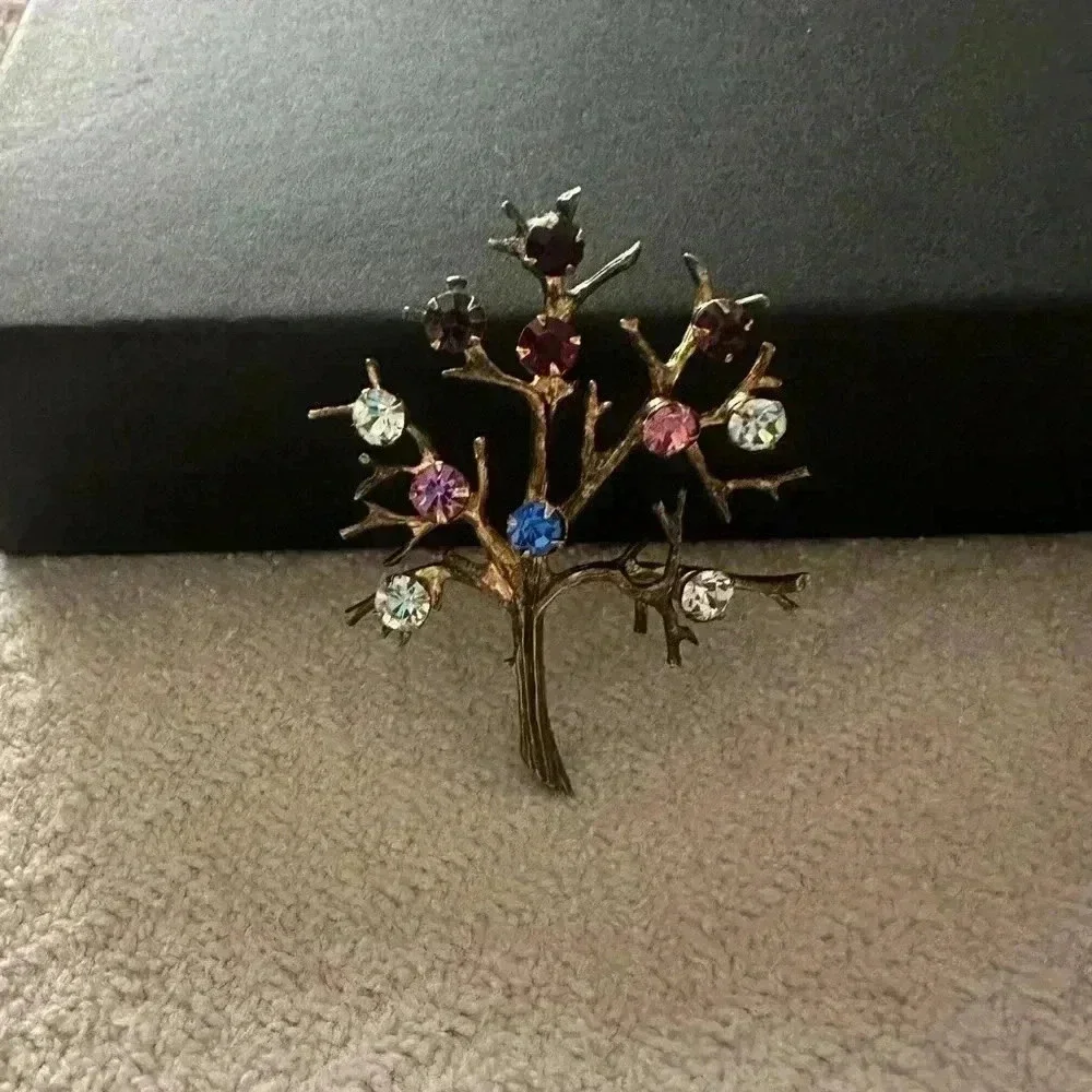 Vintage Tree of Life Family Tree Brooch Costume Golden Rhinestones